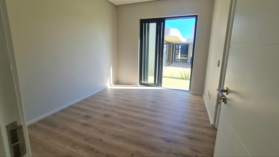 4 Bedroom Property for Sale in Baron View Western Cape